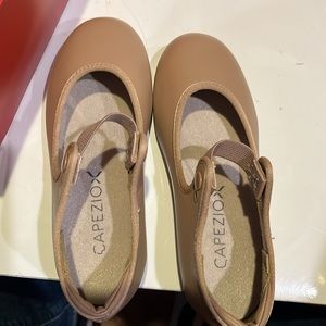 Capezio tap dance shoes